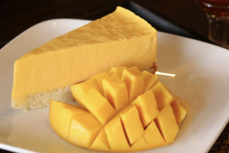 MANGO MOUSSE CAKE